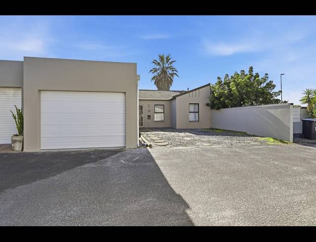 3 BEDROOM PROPERTY TO RENT IN TABLE VIEW